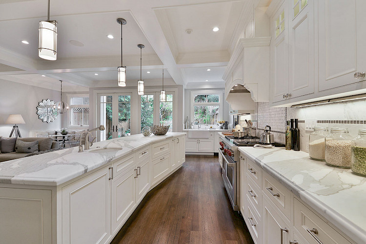 462 Douglass Street 13