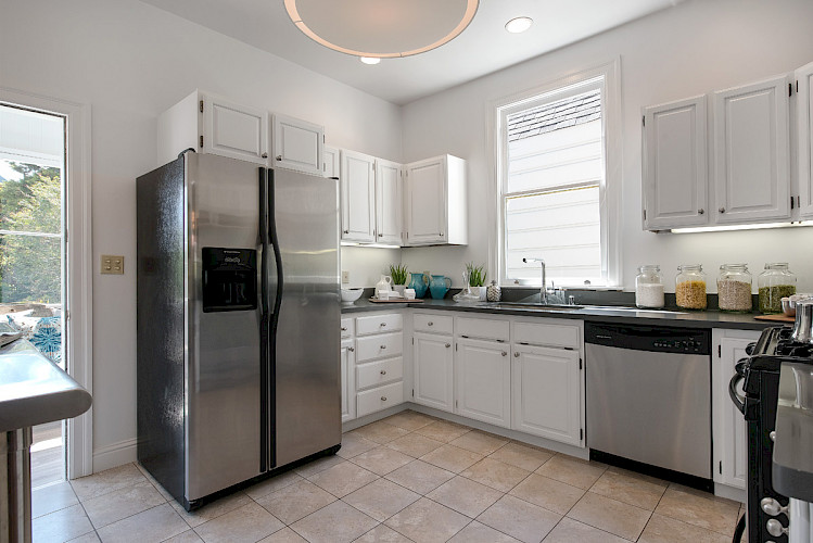 771 Castro Street 14