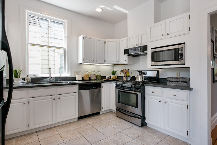 771 Castro Street 12