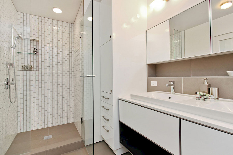 1318 Church Street 25