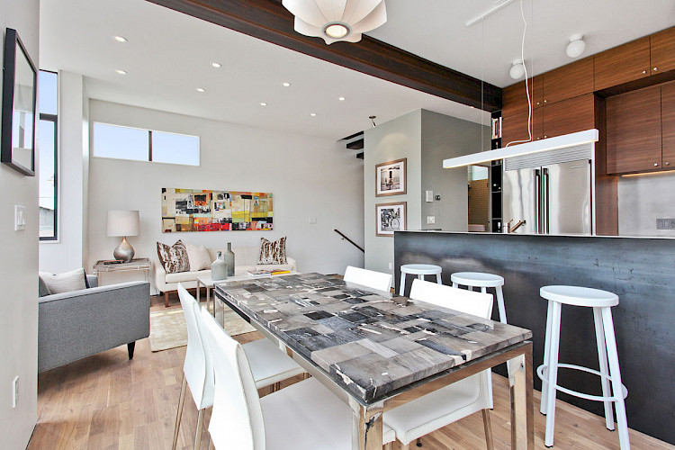 1318 Church Street 13