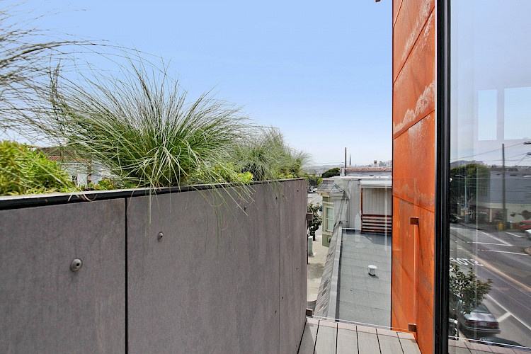 1318 Church Street 33