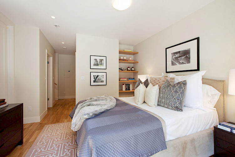 3883 & 3885 20th Street 26