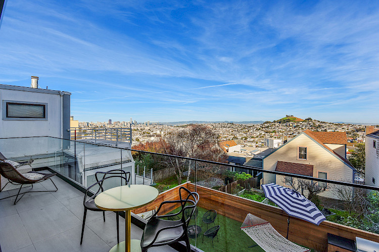 1783 Noe Street 70