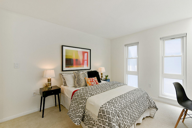 2555 Leavenworth St. #302 22