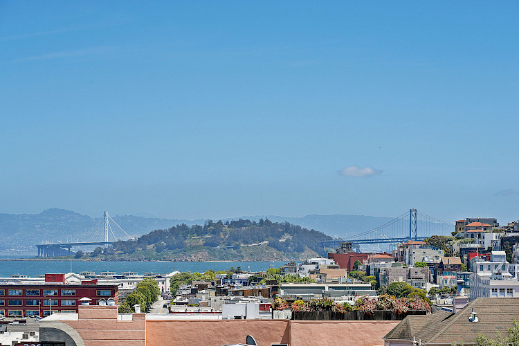 2555 Leavenworth St. #302 14