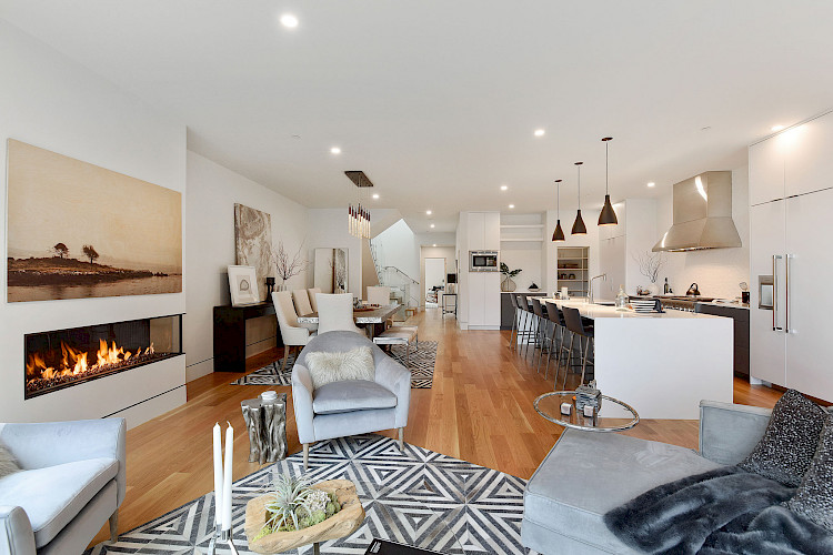 844 Duncan Street 26