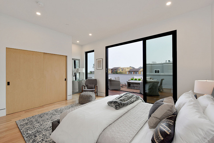 844 Duncan Street 54