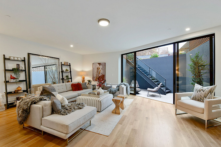 844 Duncan Street 66