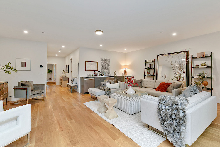 844 Duncan Street 68