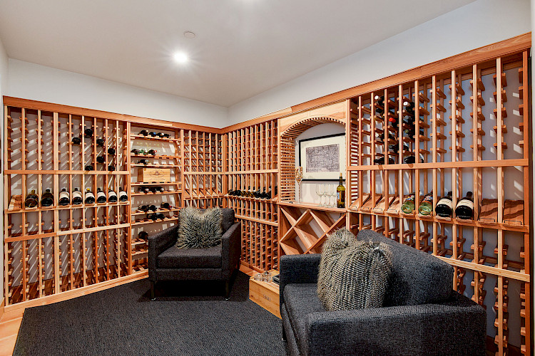 844 Duncan Street 72