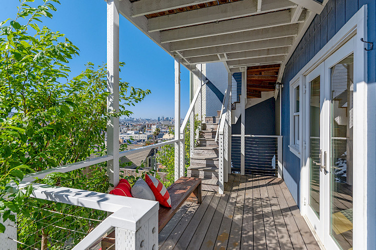 44 Lundys Lane 46