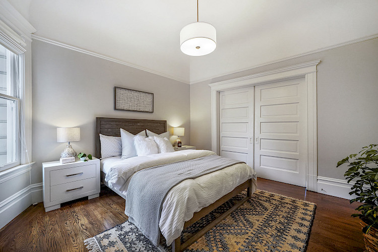 929 Stanyan Street 10