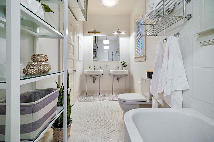 929 Stanyan Street 16