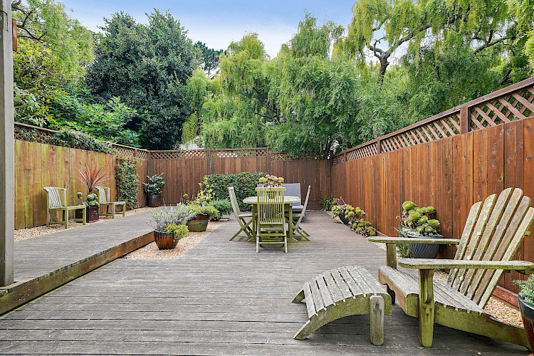 929 Stanyan Street 34