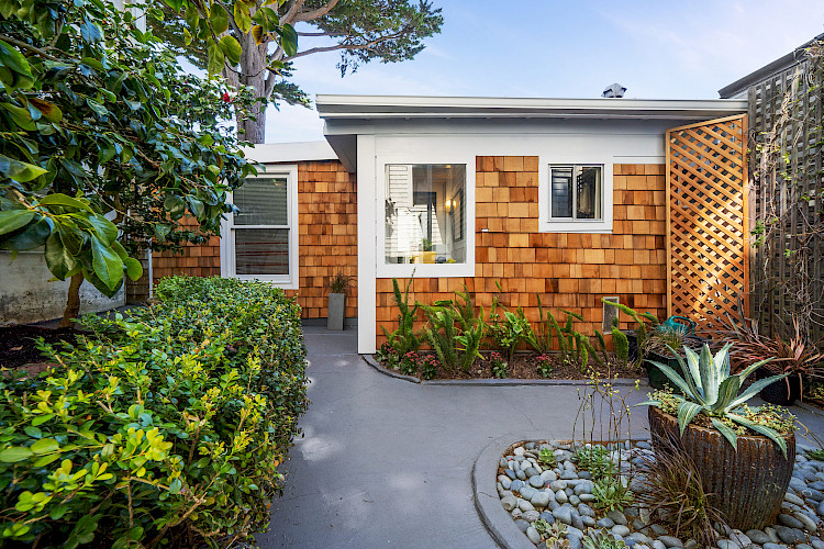 442 A Collingwood 2