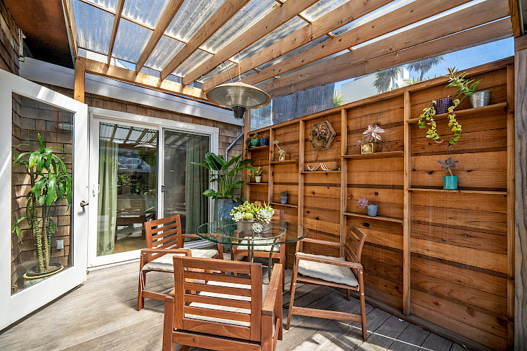 442 A Collingwood 21