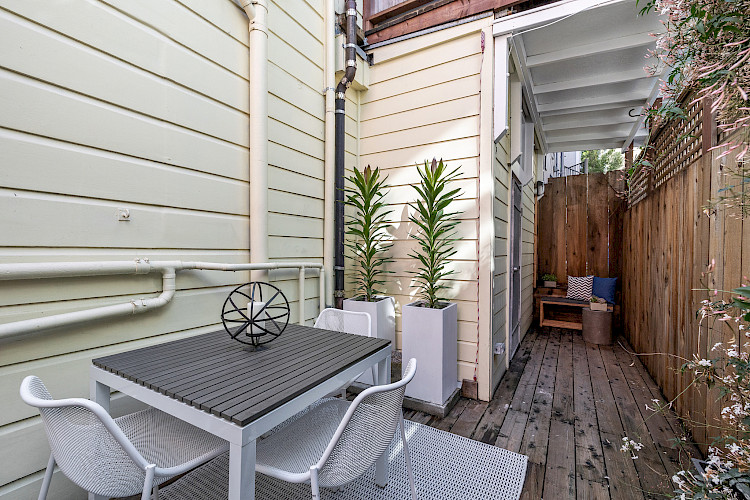 220 Laussat Street 22
