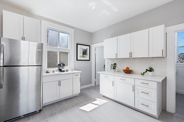 318 Madrid Street 16