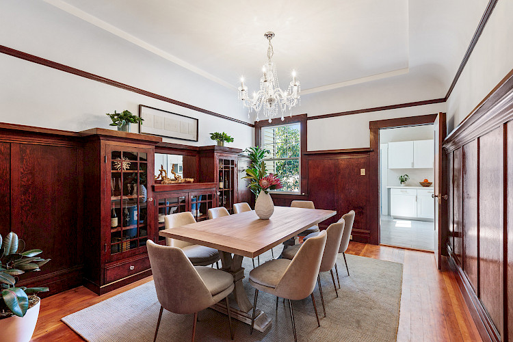 318 Madrid Street 11