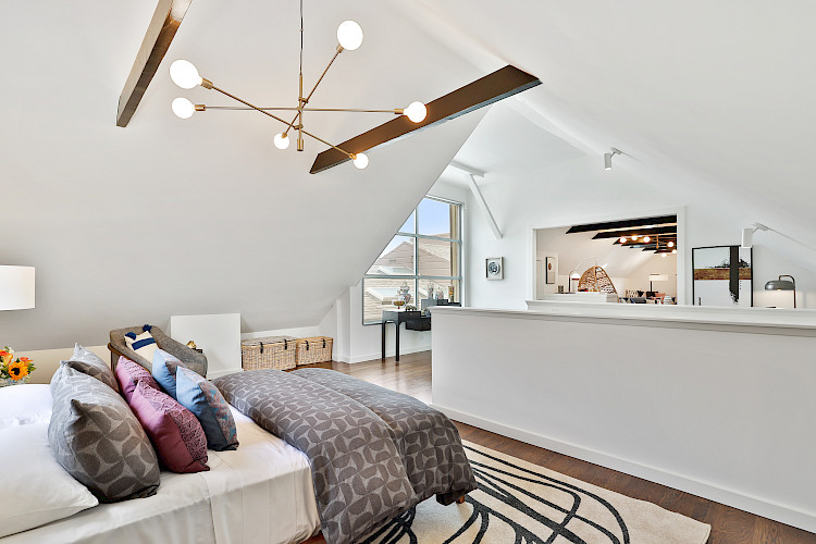 1576 Sanchez Street 43