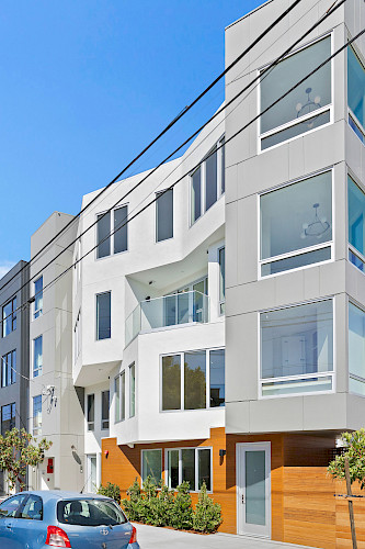 945 Treat Ave 7