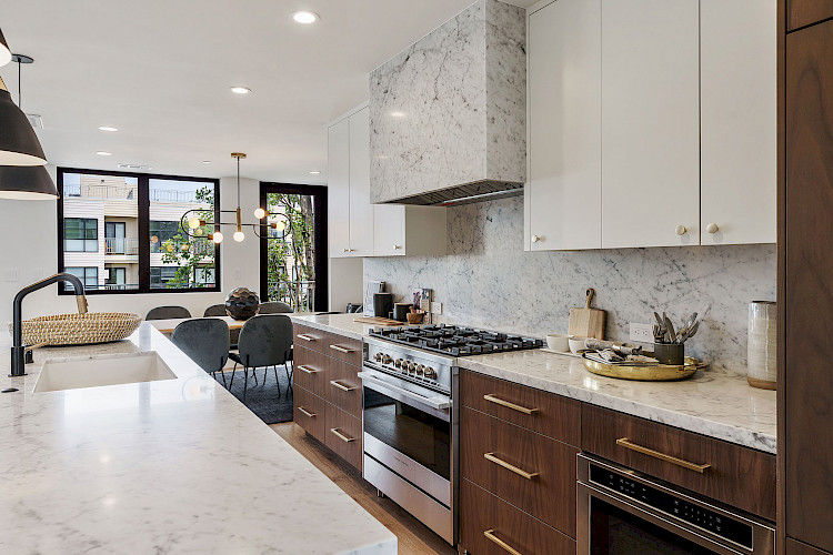 945 Treat Ave 25