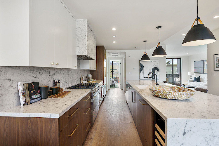 945 Treat Ave 21