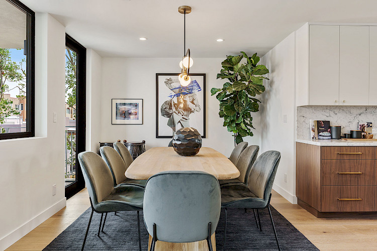 945 Treat Ave 31