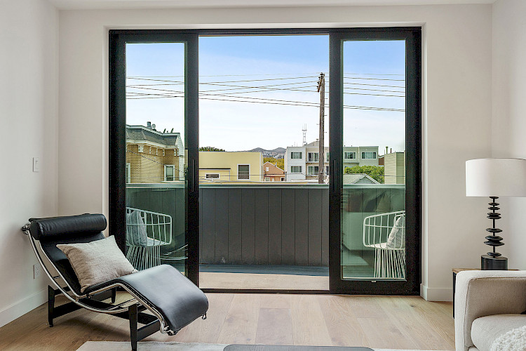 945 Treat Ave 38