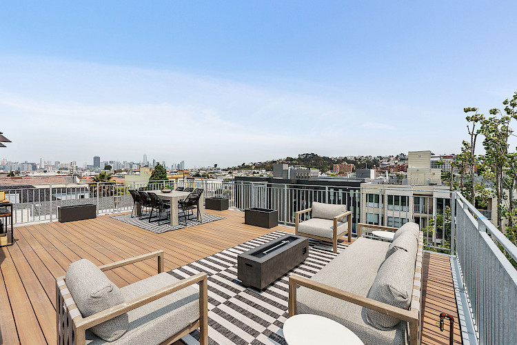 945 Treat Ave 79