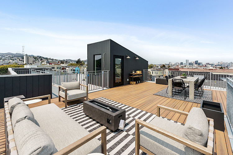 945 Treat Ave 67