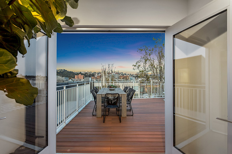 953 Treat Avenue 67