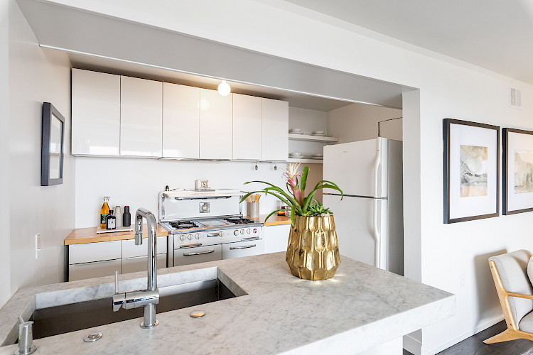 301-303 Upper Terrace 52