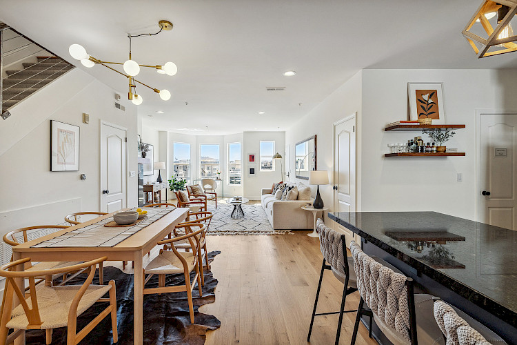 425 14th Street #4 1