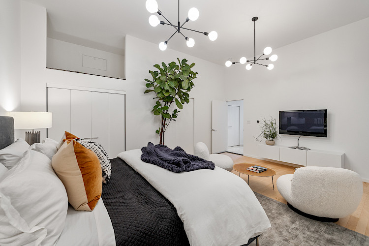 64 Sanchez Street 44