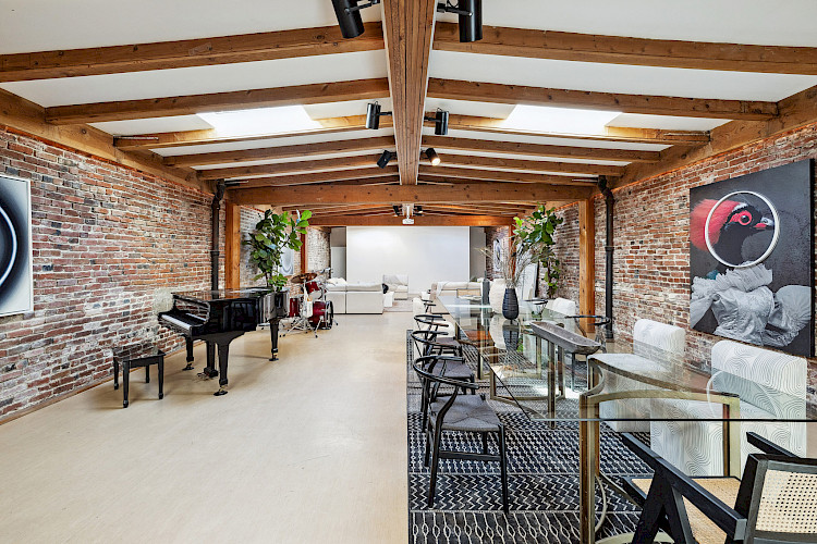 64 Sanchez Street 66