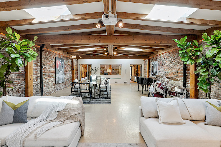 64 Sanchez Street 70