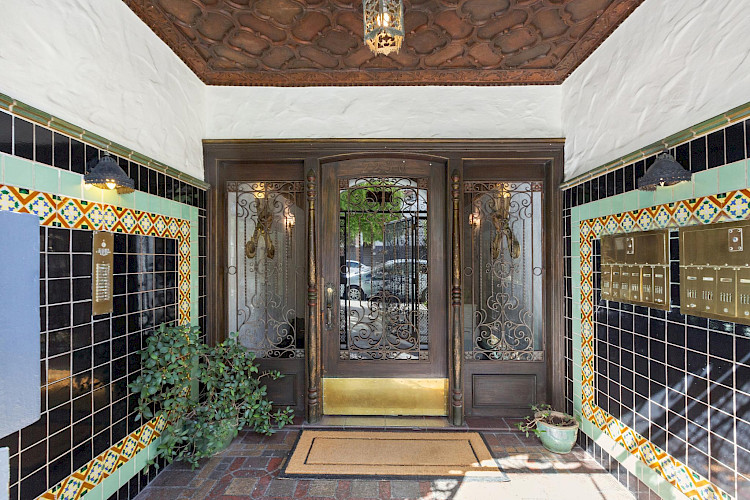 2230 Francisco Street, #109 12