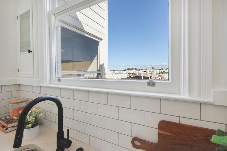 2230 Francisco Street, #109 29