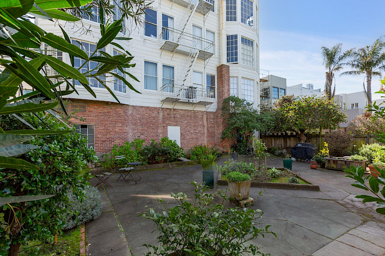 2230 Francisco Street, #109 47