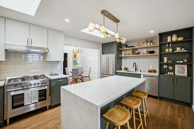 89 Martha Avenue 31