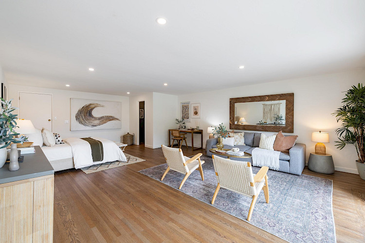 89 Martha Avenue 83