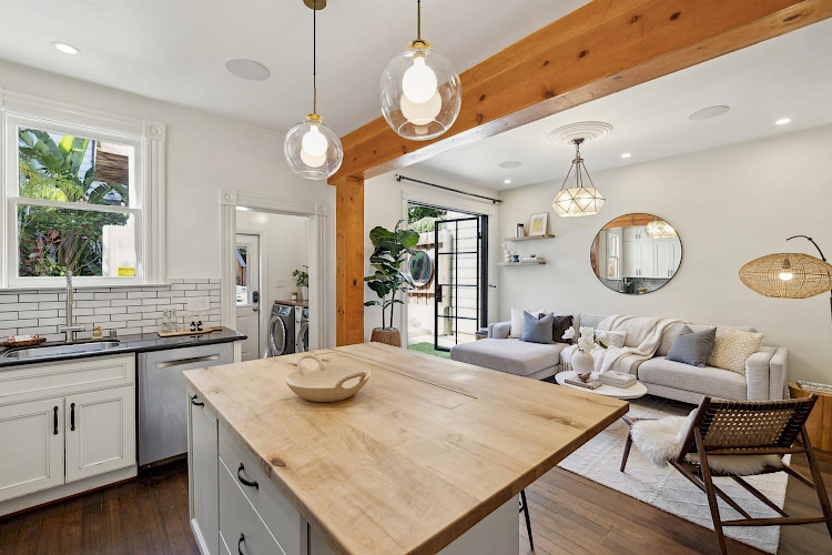 1582 Sanchez Street 19