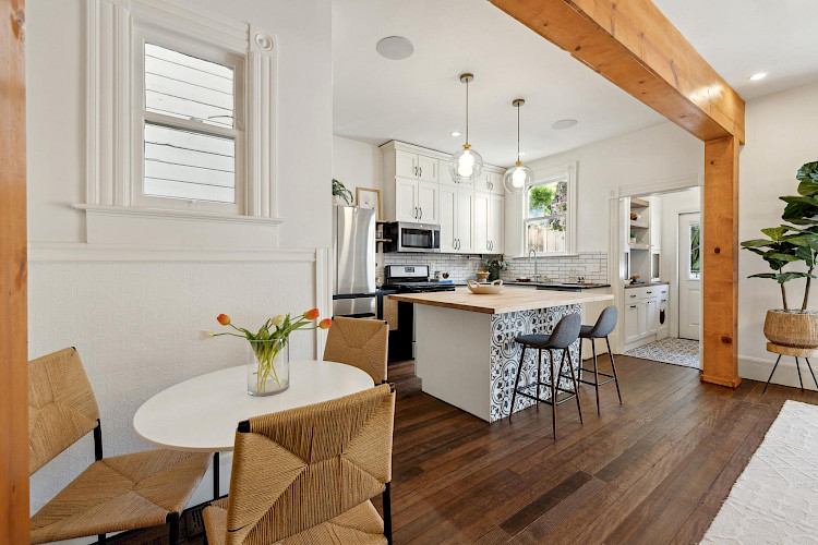 1582 Sanchez Street 15