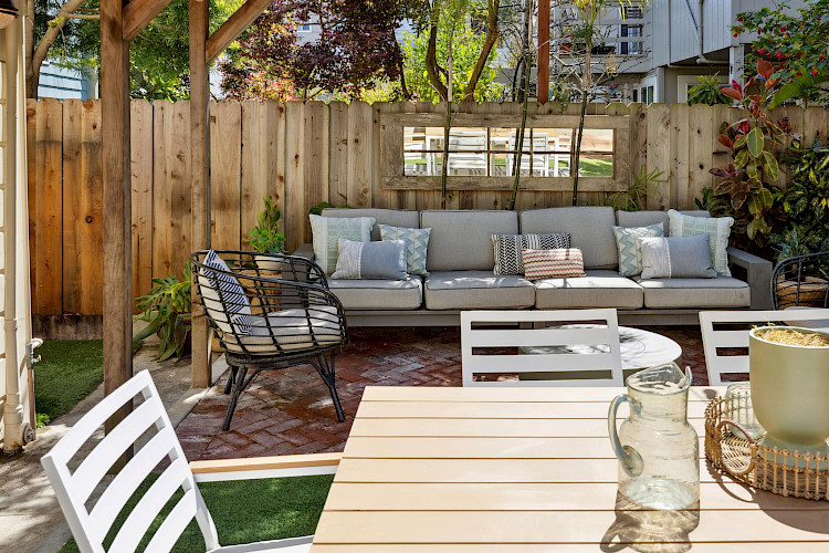 1582 Sanchez Street 29