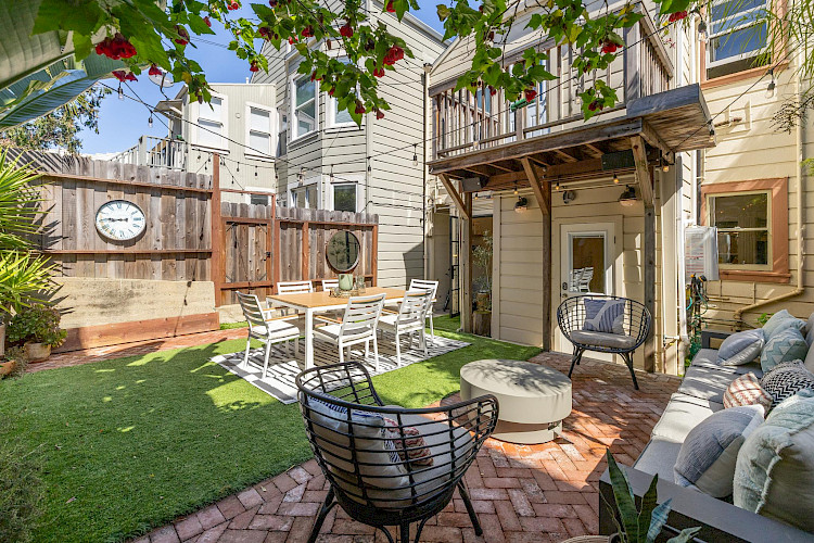 1582 Sanchez Street 28