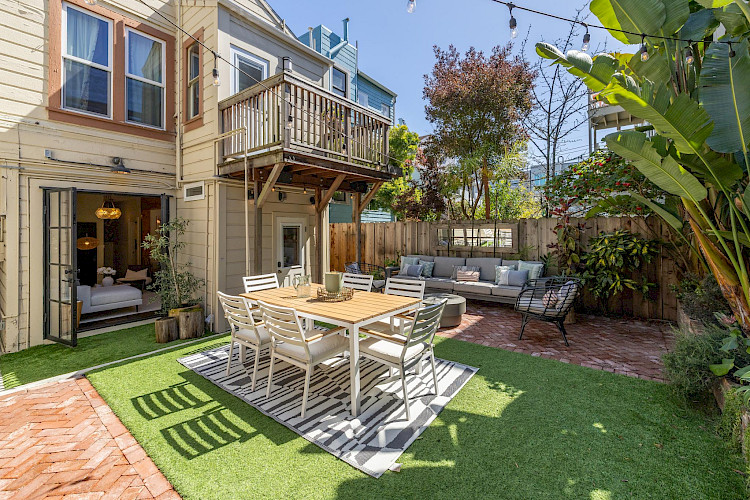 1582 Sanchez Street 30