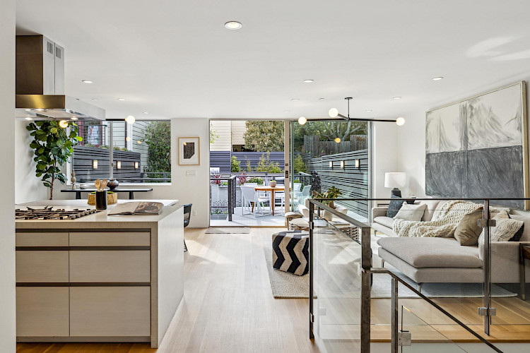 392 Eureka St. 13