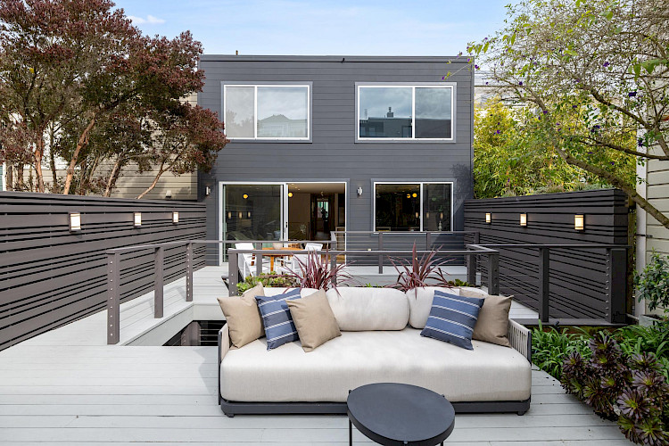 392 Eureka St. 49